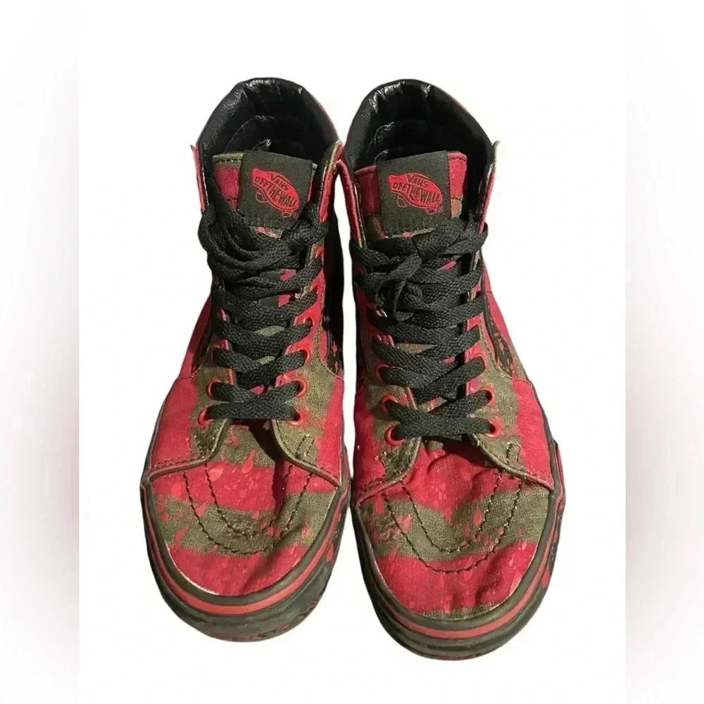 VANS House of Terror x Sk8 Hi Nightmare on Elm Street - Picture 3 of 4